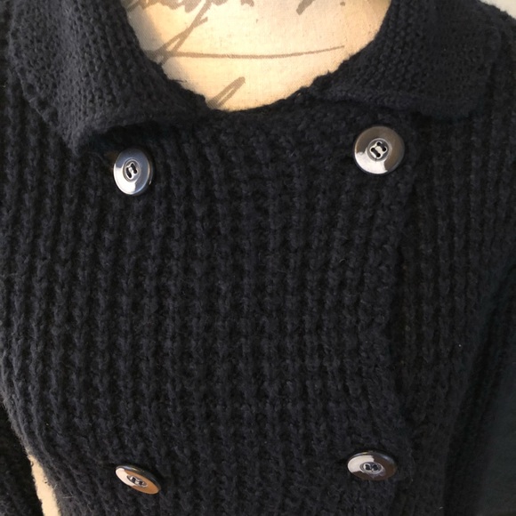 Zara Navy Knit Sweater Size S Wardrobe staple! - Picture 5 of 8